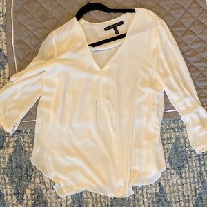 White, White House Black Market v neck blouse